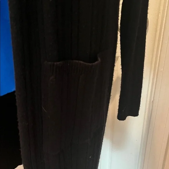 Women’s Black Long Cardigan Sweater - Picture 7 of 11